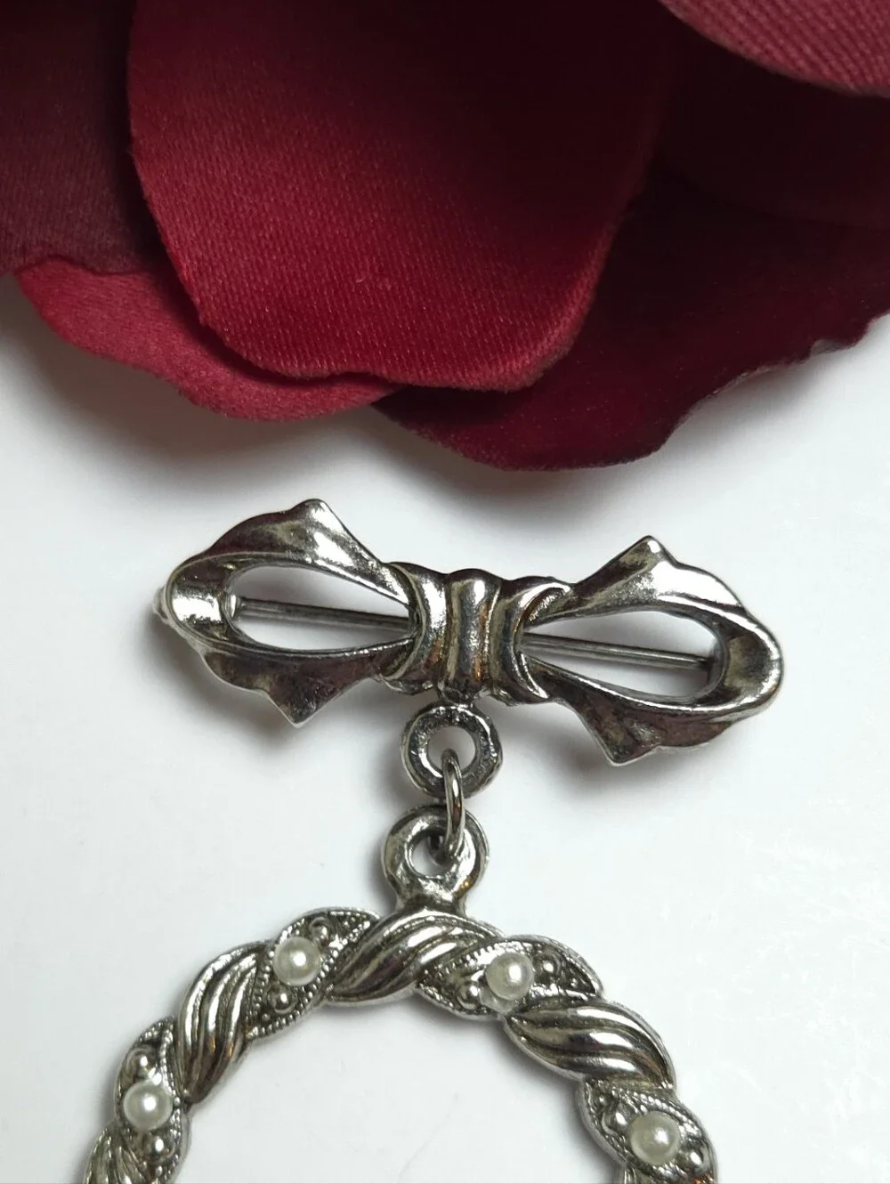 Vintage Silver Bow & Round Ornate Pearl Dangle Brooch
